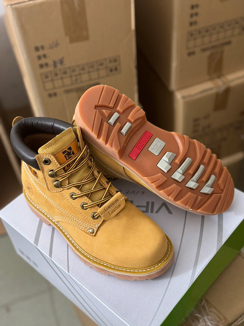 Men's Waterproof Hiking & Work Boots – Durable Outdoor Leather Safety Boots