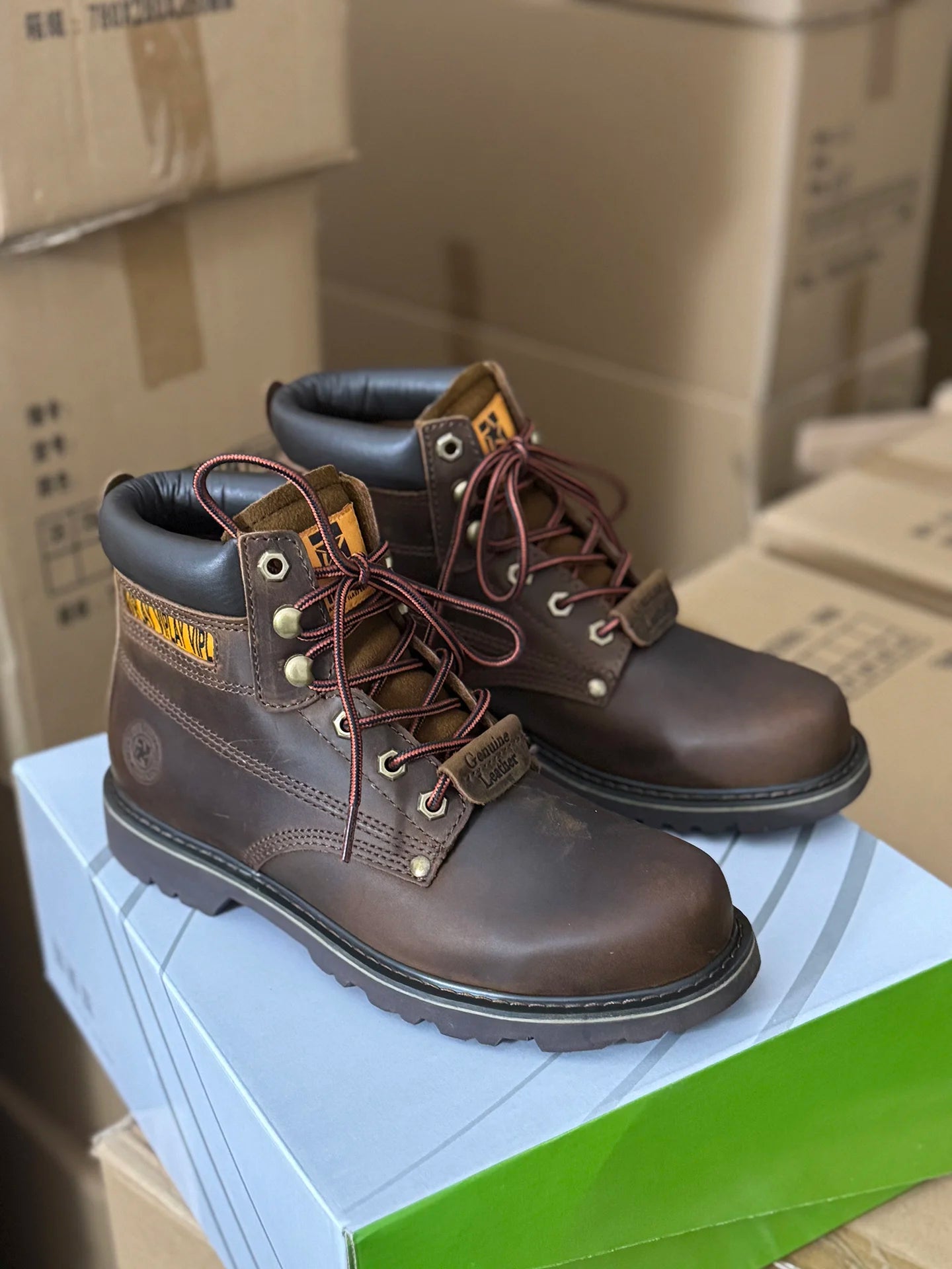 Men's Waterproof Hiking & Work Boots – Durable Outdoor Leather Safety Boots
